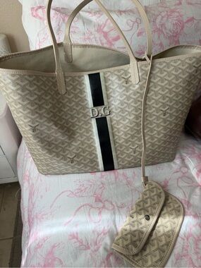 D&G Beige Tote with Black Center Stripe